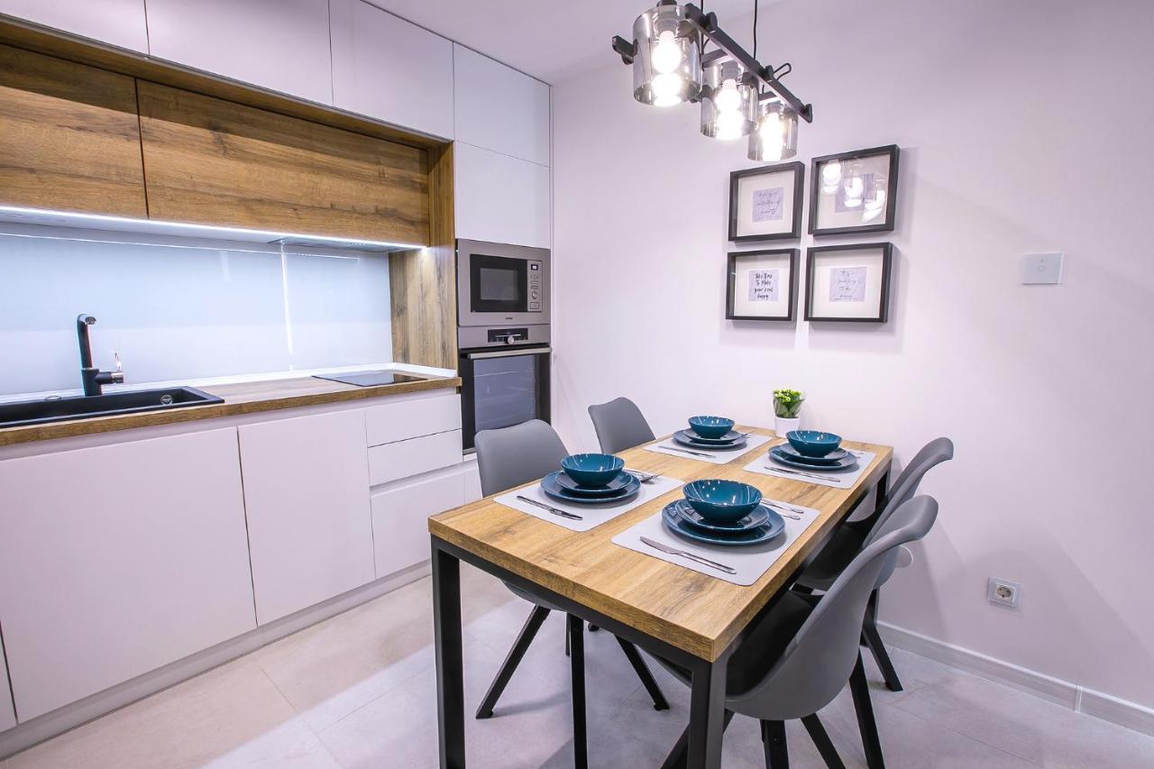South Place Apartments Сандански Екстериор снимка
