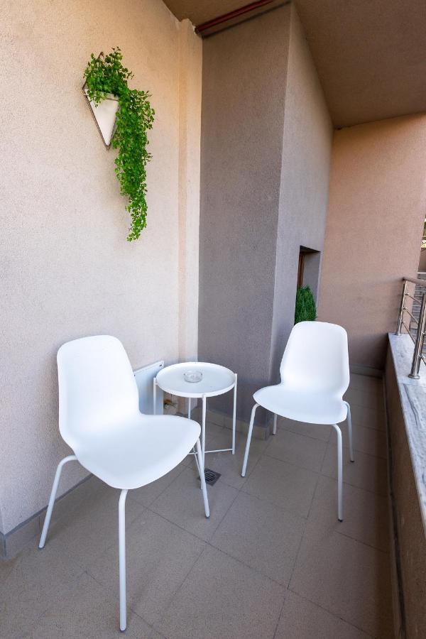South Place Apartments Сандански Екстериор снимка