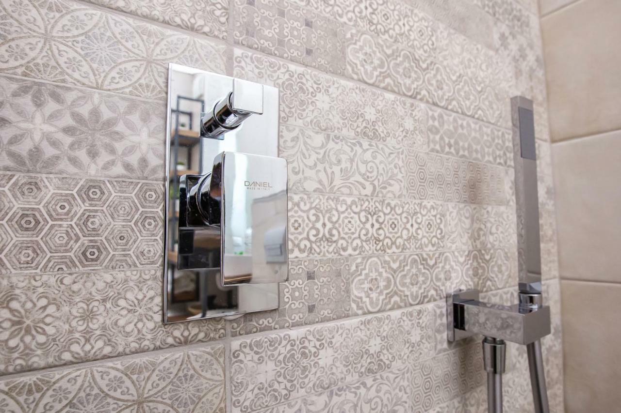 South Place Apartments Сандански Екстериор снимка