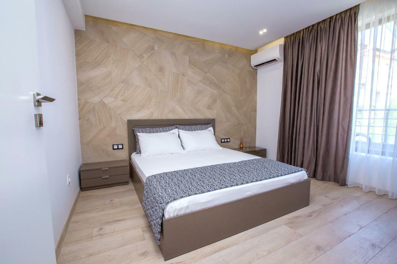 South Place Apartments Сандански Екстериор снимка